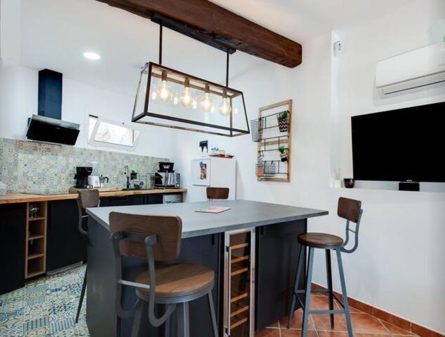Detached Villa For 6 People In Lloret De Mar With Comunal Outdoor Swimming Pool Puigventos Exterior foto